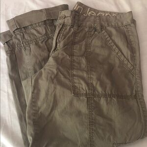 Calvin Klein Olive Utility Cargo Capris